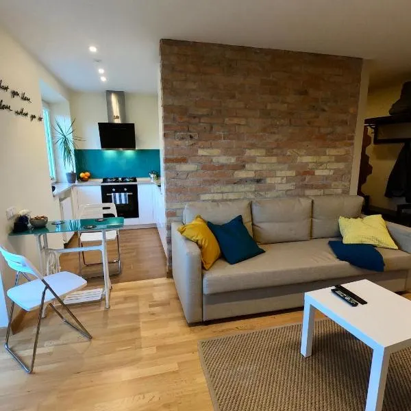 Smelte Studio Apartment, hotel em Dėckiai