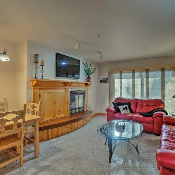 Cozy Driggs Condo with Hot Tub and Ski Shuttle Service, hotel a Tetonia