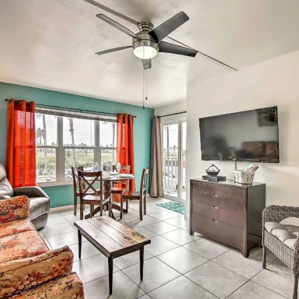 Steps to Beach Beach Haven with Shared Amenities, hotel in South Padre Island