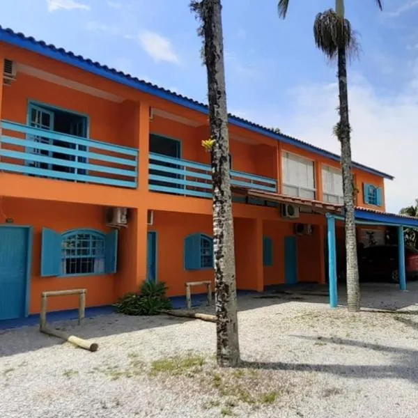 Pousada Gaucha Caiobá, hotel v destinaci Matinhos