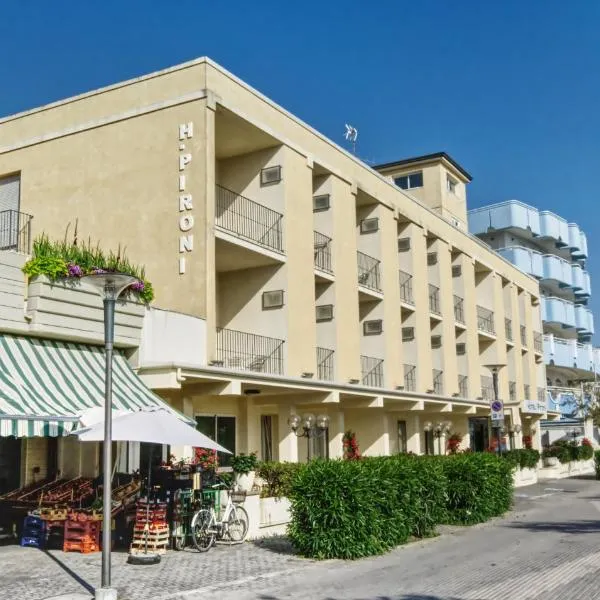 Hotel Pironi, hotel v destinácii San Mauro a Mare