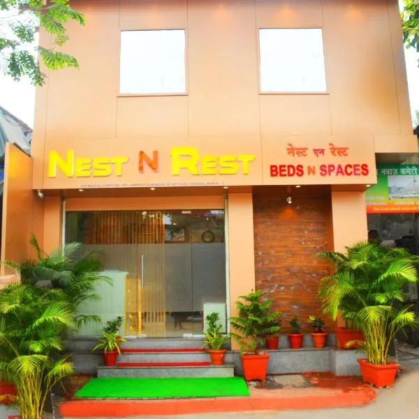 Viesnīca Hotel Nest N Rest - Mumbai pilsētā Ghātkopar