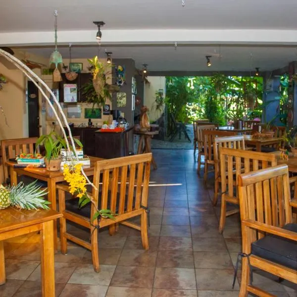 Pura Vida Hotel, hotel v destinaci Alajuela