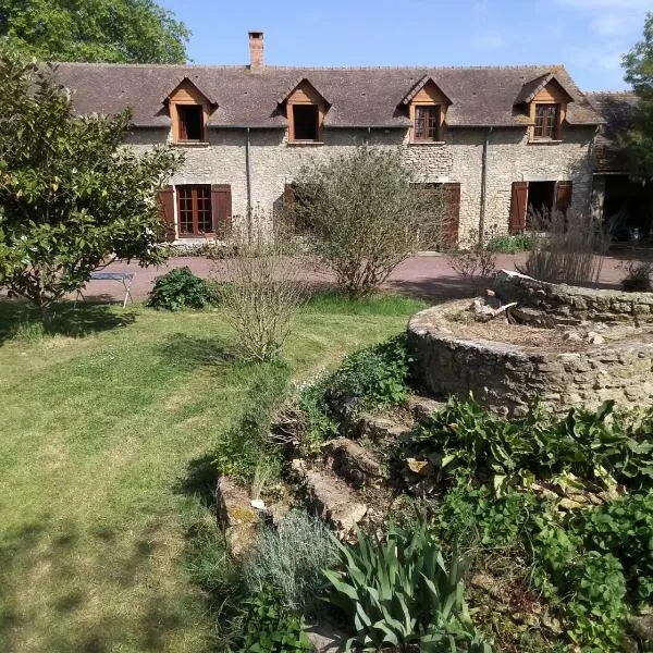 Accueil chaleureux, hotel in Épineu-le-Chevreuil