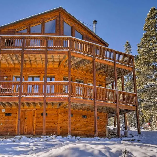 Fairplay House with Deck and Panoramic Nature Views!, hotel i Leadville