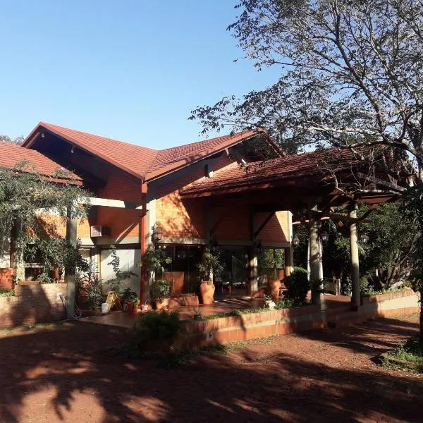 Hotel Cabañas Del Parque, hotel in Oberá