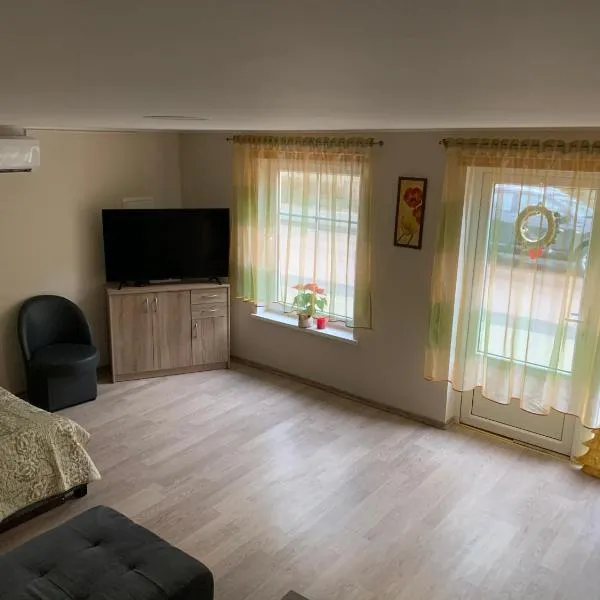Rusnė में, होटल Rusnės Apartamentai