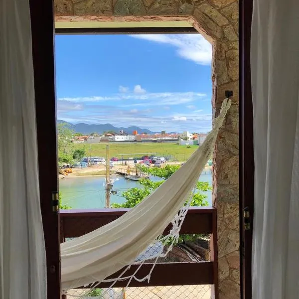 Casa Canal Barra da Lagoa, hotel u gradu Florijanopolis