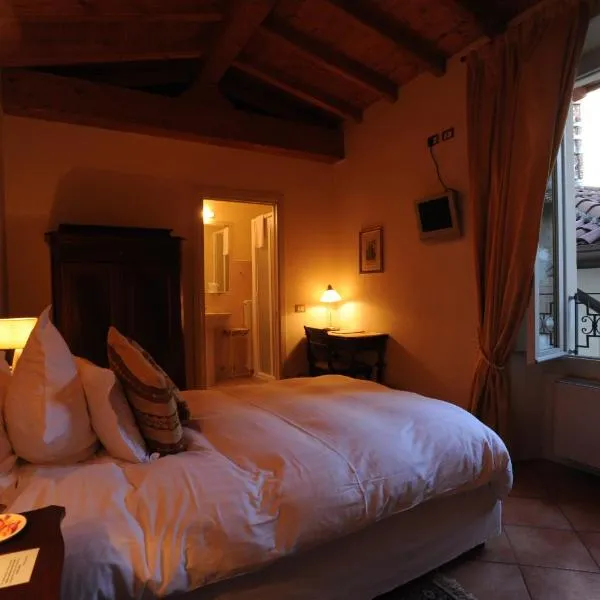 Albergo Orologio, hotel v destinaci Brescia