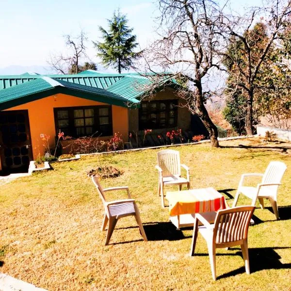 Merlin Grove Suites Simla, hotelli kohteessa Karsog