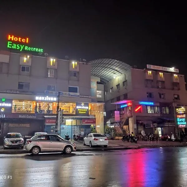 Hotel Easy Retreat, hotel di Marwad