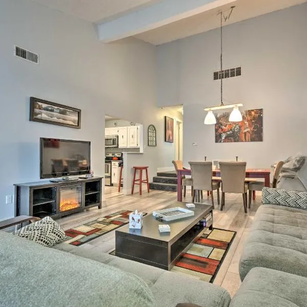 Near Mt Airy Casino Mount Pocono Condo with Balcony, hotel v destinaci Mount Pocono