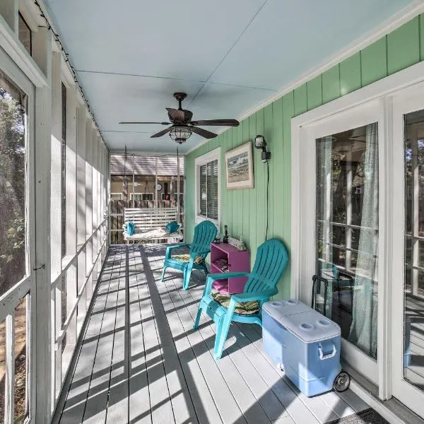 Oak Island Home with Yard Less Than 1 Mi to the Beach!، فندق في أوك آيلاند