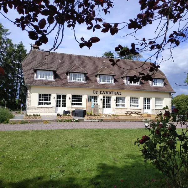 Le Cardinal B&B, hotel in Annebault