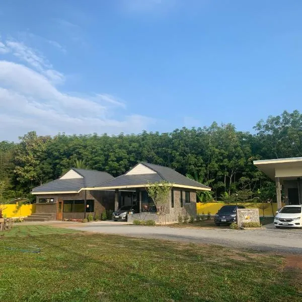 Bee Rest Residence, Chiang Rai, hotel in Chiang Rai