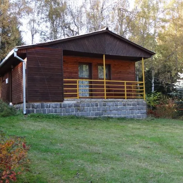 osada yukon, hotel ve Třech Studních