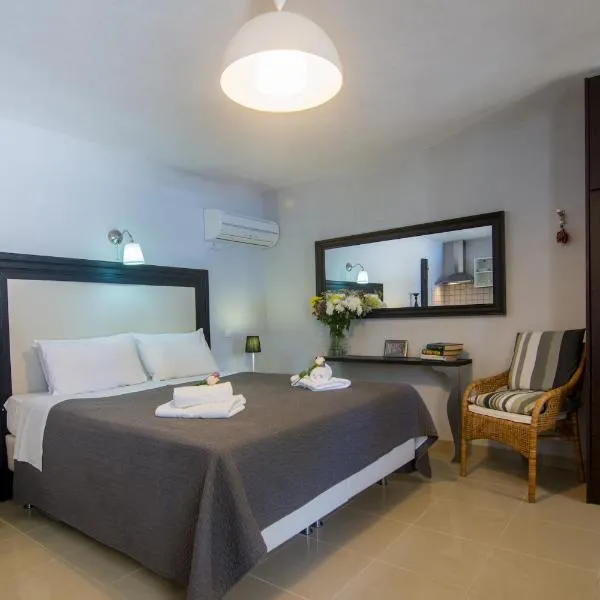 Villa Elaia Suites & Apartments No.4，蓋尤斯的飯店