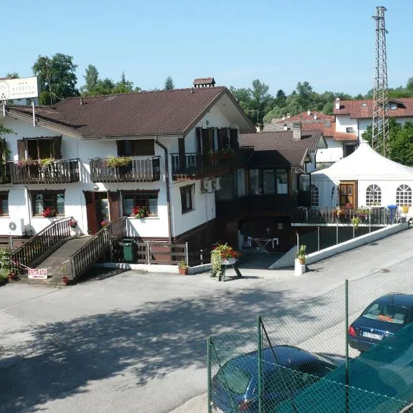 Albergo Mirella, hotel i Belluno