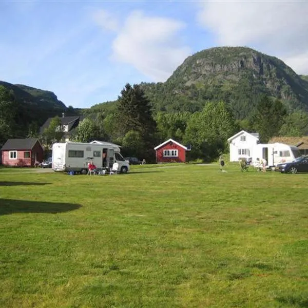 Seim Camping - Røldal、ロルダルのホテル