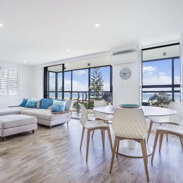 Kirra Waves, Hotel in Gold Coast