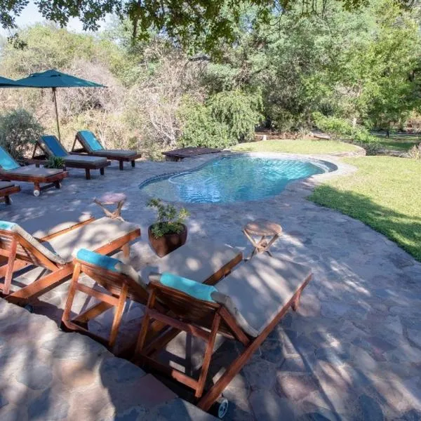 Ku Sungula Safari Lodge, hotel in Balule Game Reserve