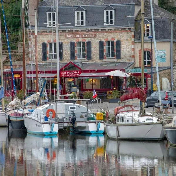 Hotel de charme Les Mimosas, hotel in Kerguillaouet