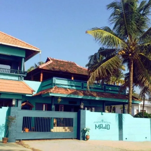 Majo House โรงแรมในCherai Beach