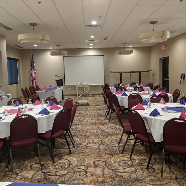 Holiday Inn Champaign by IHG, hotel sa Champaign