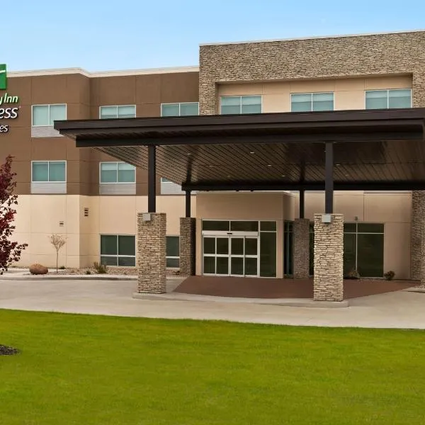 Holiday Inn Express & Suites - Beaver Dam, an IHG Hotel, hotel in Columbus