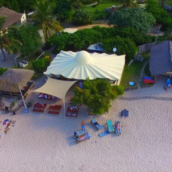 Casa Cabana Beach, hotel in Sao Sebastian Peninsula