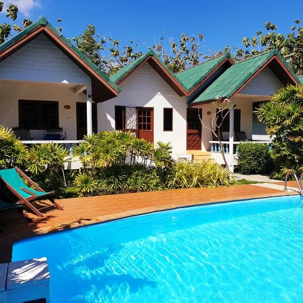 Surin House, hotel v destinaci Surin pláž