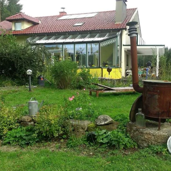 Ferienwohnungen Haubner, hotel in Litschau
