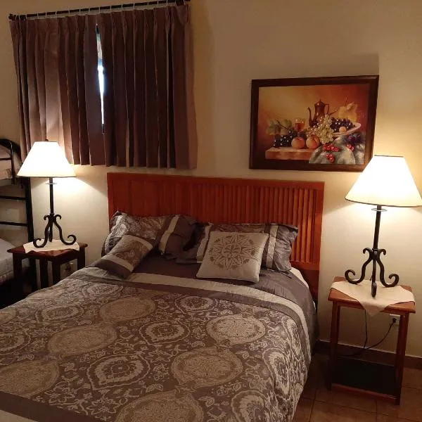 Marita's Bed and Breakfast, hotel v destinaci Nuevo Arenal