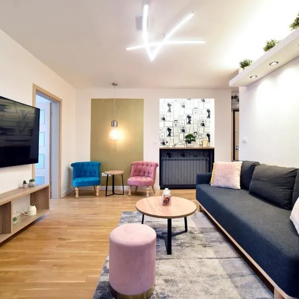 First Choice Ilica - Spacious 3-Bedroom Apartment with Parking, Hotel in Zagreb