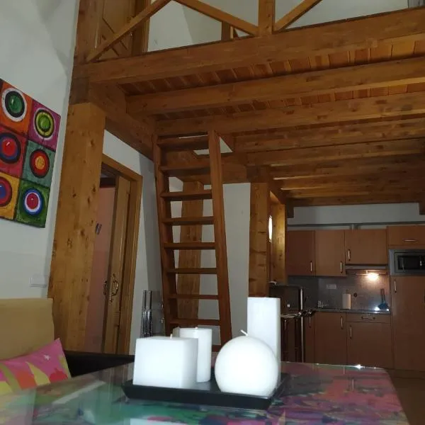 Miramar Ski a pie de pista - Atico 3 habitaciones y 2 Baños, hotell i Sierra Nevada