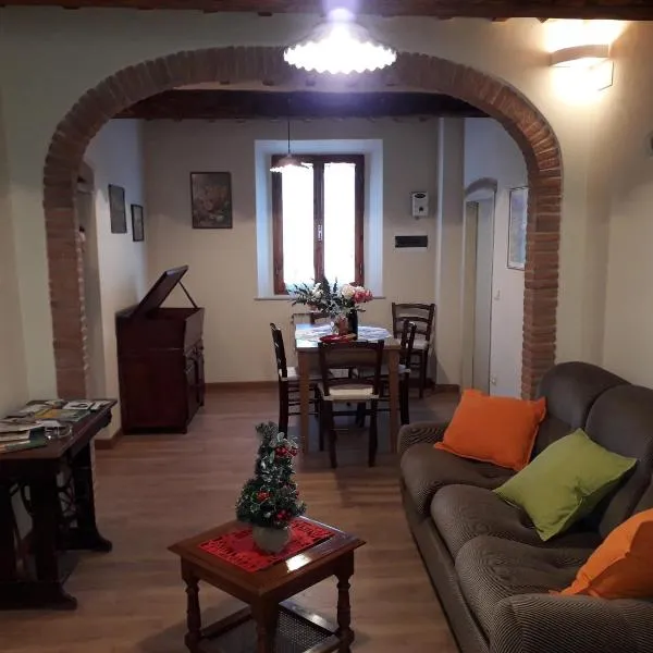 Dinas House Tuscany Holidays, hotel Terricciolában
