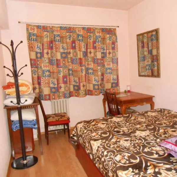 Host Tina, hotel u Bukureštu