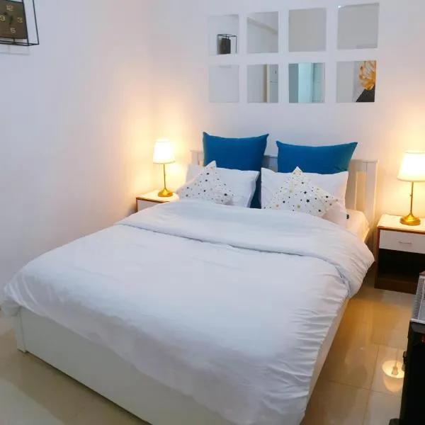 Charming Luxury Room 10 Min from the Old City, hotel a Kfar Adumim