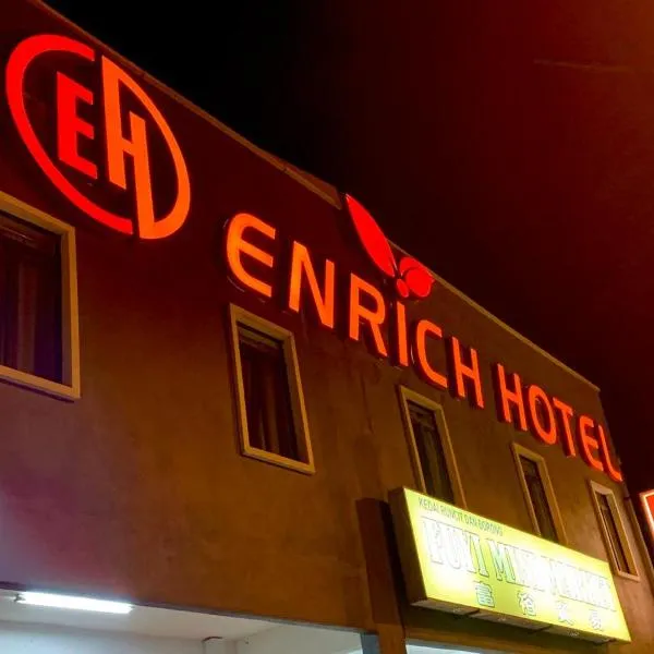 Enrich Hotel, hotel in Merbau Sempak