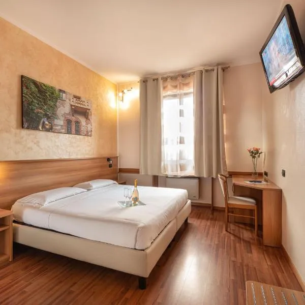 Hotel Postumia, hotell i Dossobuono