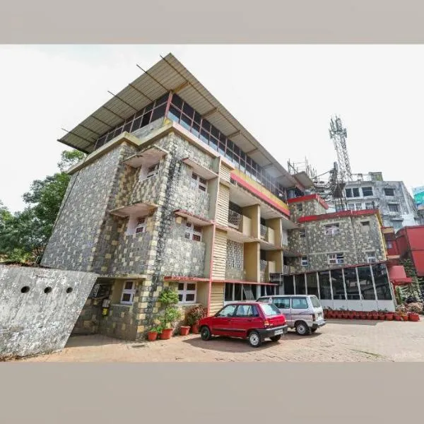 Hotel Caveri, hotel di Madikeri