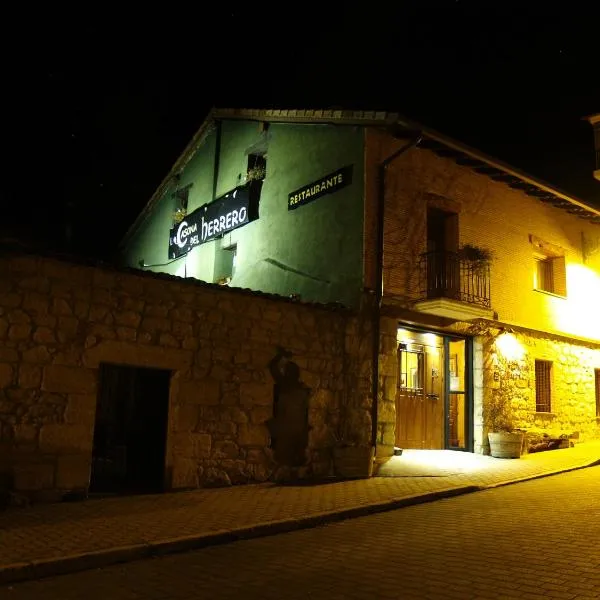 La Casona del Herrero, hotel in Muriel Viejo