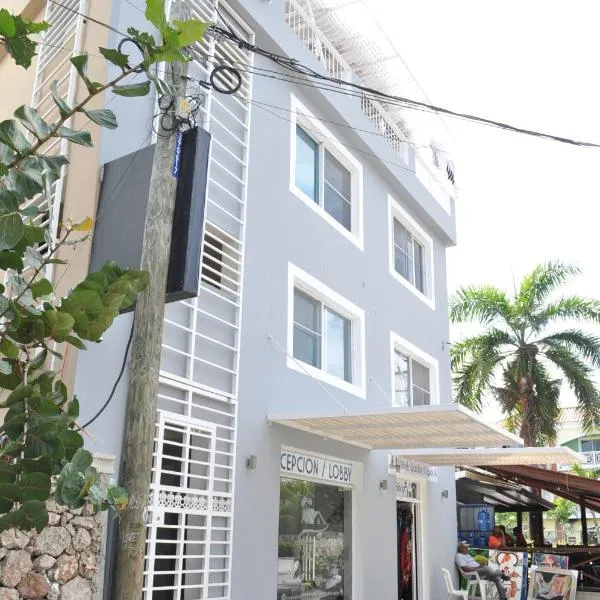 Karimar Beach Condo Hotel, hotel i Punta Cana