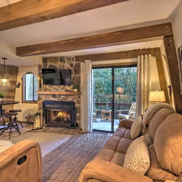 1 Mi to Sugar Mtn Ski Resort: Cozy Couple's Condo, hotel in Banner Elk