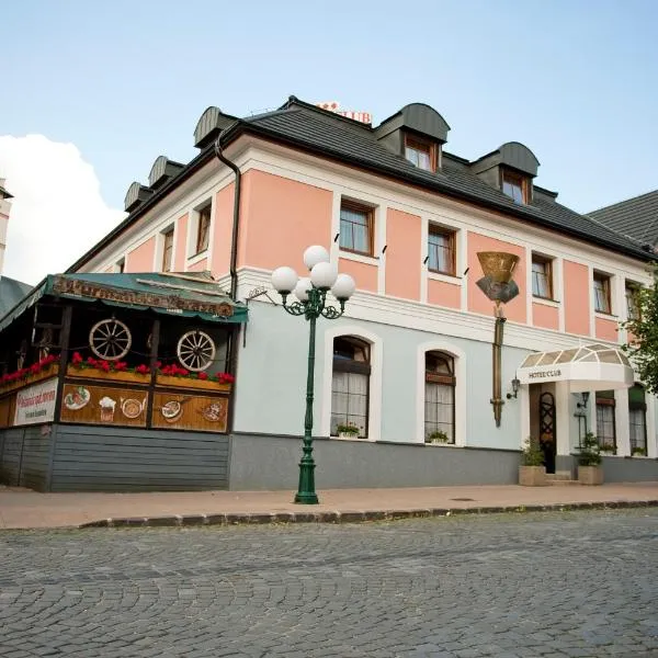 Hotel Club, hotel in Tvarožná