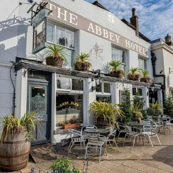 The Abbey Hotel, hotel a Battle