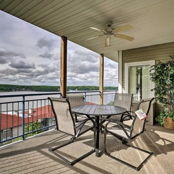 Waterfront Lake Ozark Condo with Deck and Pools, hotel din Eldon