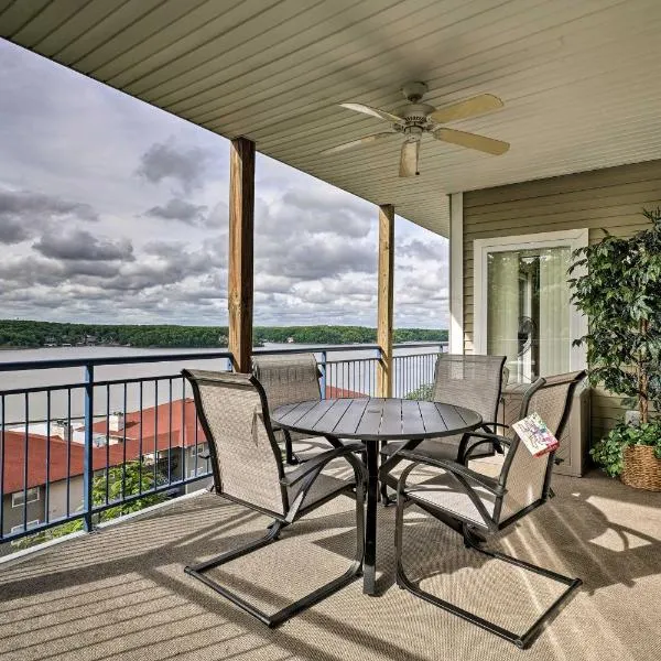 Waterfront Lake Ozark Condo with Deck and Pools, hotelli kohteessa Eldon