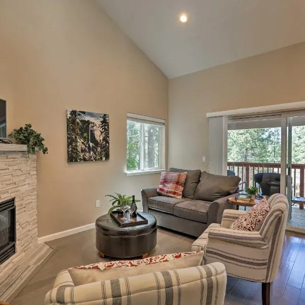 1 Mi to Skiing and Beaches Incline Village Home!, hotel in Incline Village