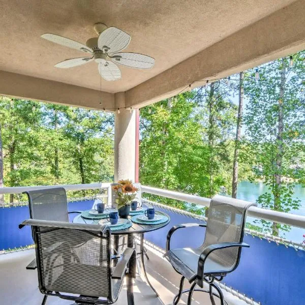 Lake Keowee Condo with Views and Pools and Marina!, hotel in Sunset
